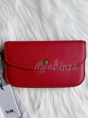 NWT Coach 1941 Glovetanned Leather Clutch